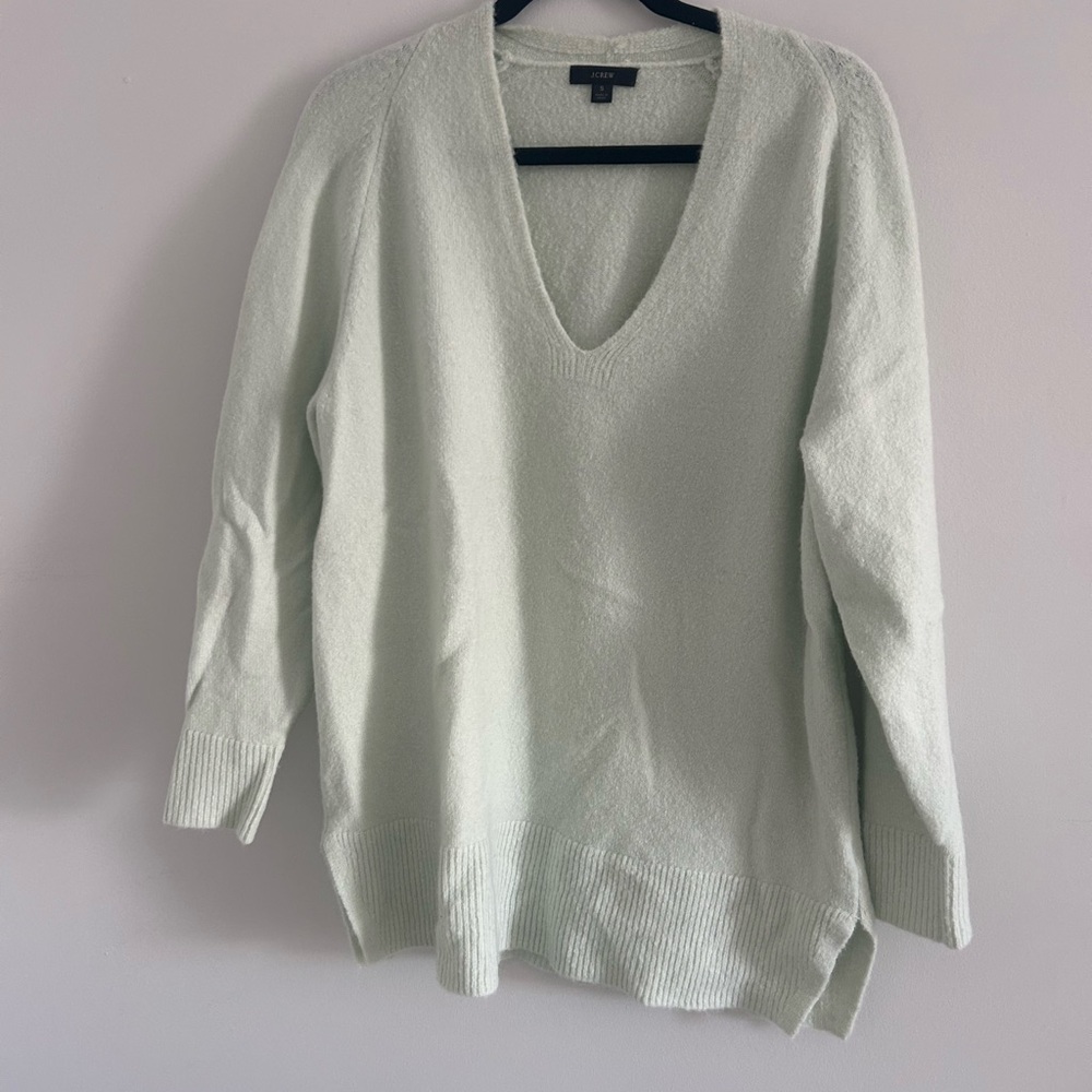 J. Women's Crew V-Neck Sweater - Light Blue Green Aqua